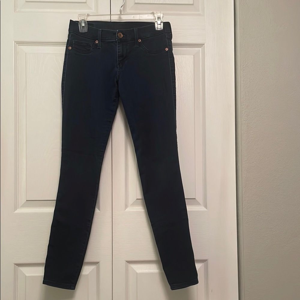 🌷Express Jeans Soft & Stretchy Jegging Jeans 3 Pockets Size 4 Gold Tone Accents